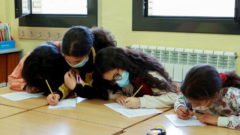 Alumnes de les escoles les Fontetes, Sant Martí, Serraparera i Turó de Guiera, participen al programa CROMA 2.0 a la UAB